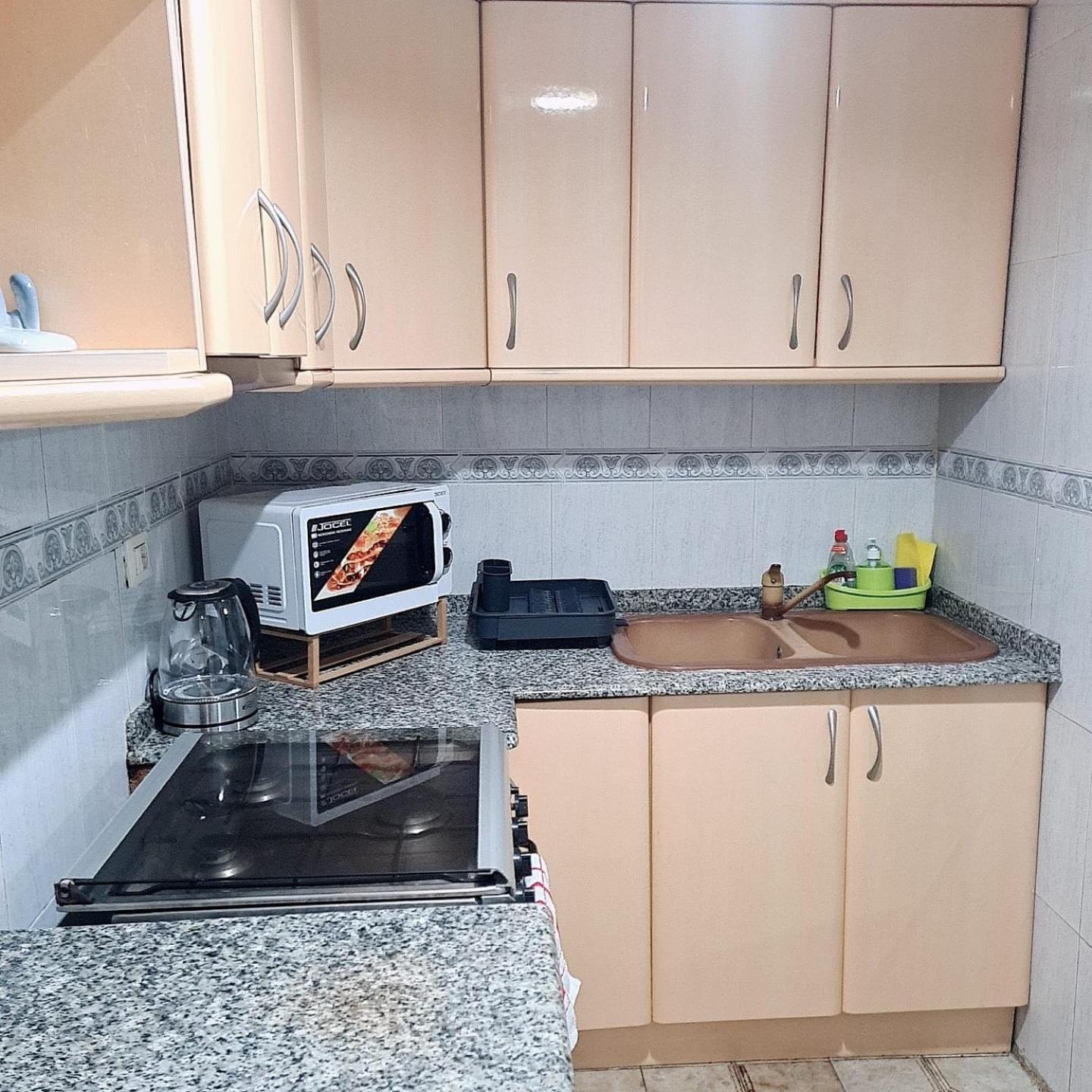 Piso, Bonito,acogedor Y Barato Appartement *